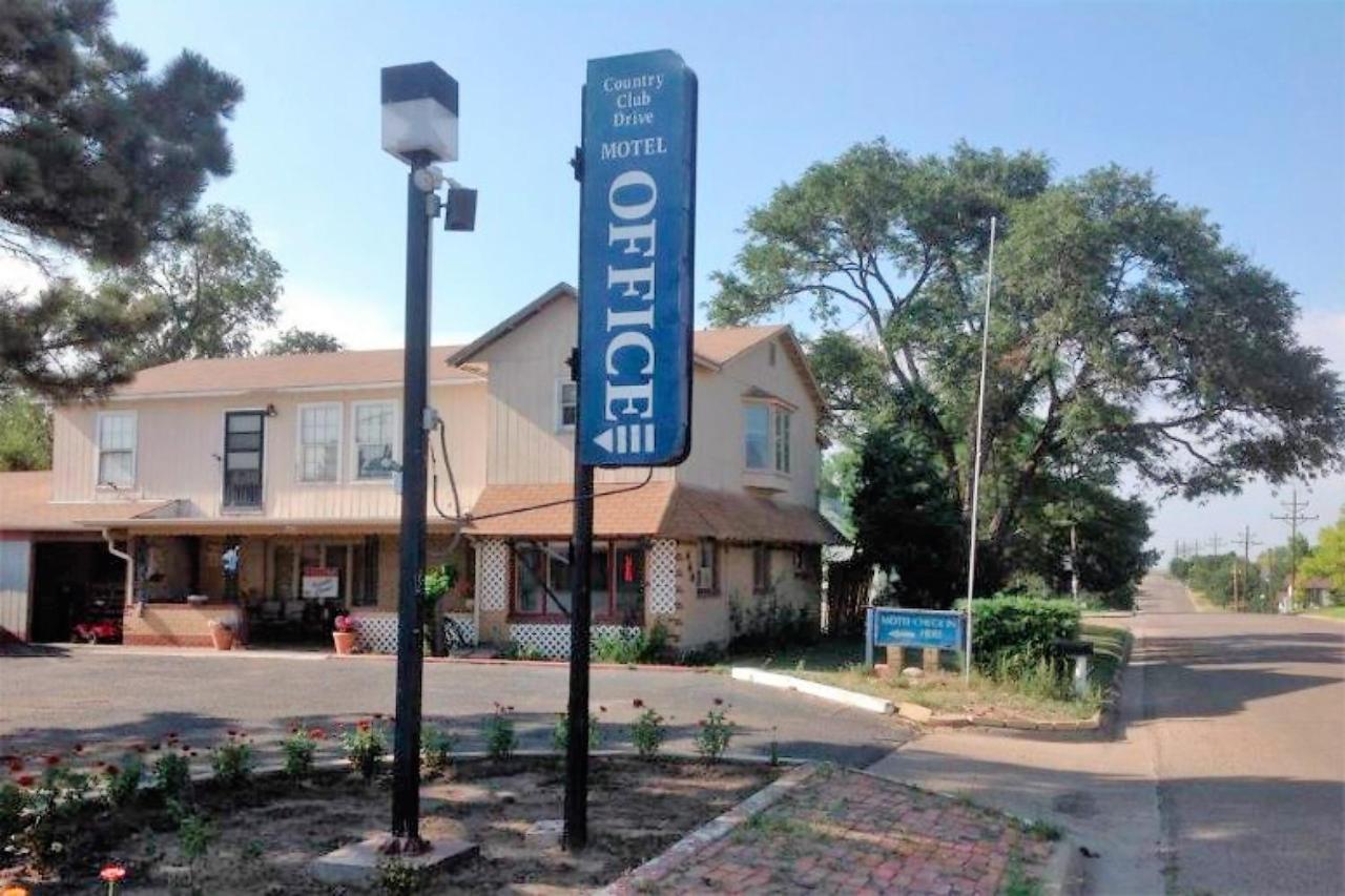 Oyo Hotel Colby, Ks Екстериор снимка